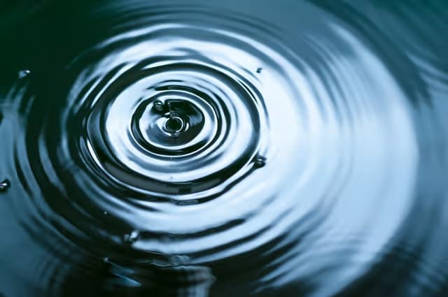 日本発、世界を揺るがす超長期金利上昇の波紋