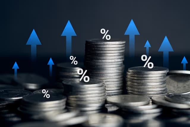 雇用の伸びは減速したが、FRBは年内利上げへ
