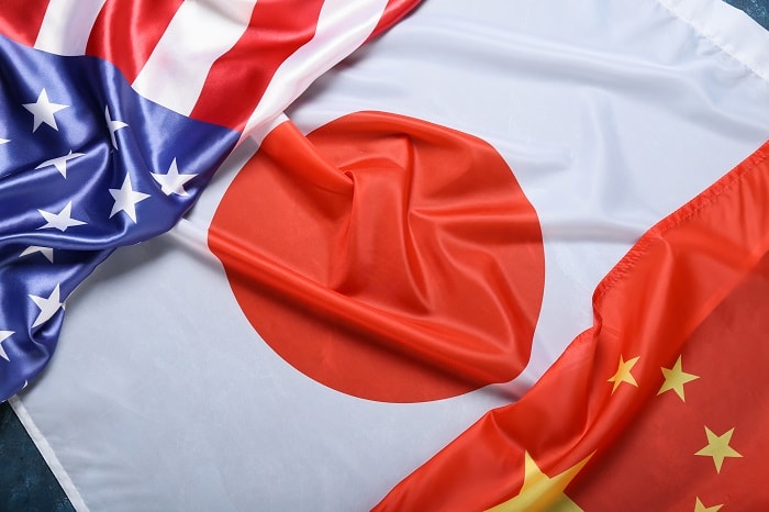 米中の狭間で日本はどうすべきかのアイキャッチ画像