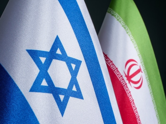 イランがイスラエルへの報復攻撃を実施のアイキャッチ画像