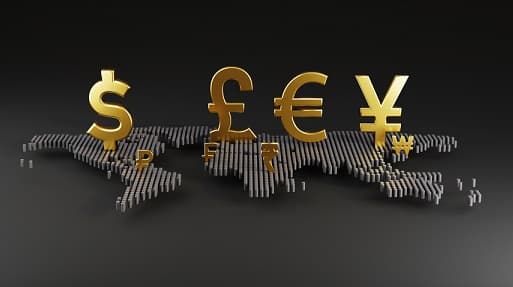 日米経済状況の違い鮮明に